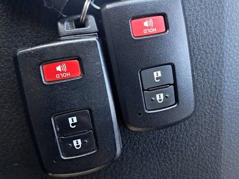 Used 2023 Toyota Tacoma TRD Sport w/ Technology Package AWD/4WD image 26