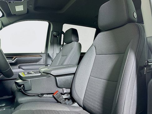 Used 2025 Chevrolet Silverado 3500 LT w/ Safety Package image 11