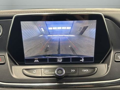 Used 2022 Chevrolet Blazer Premier w/ Enhanced Convenience Package image 9