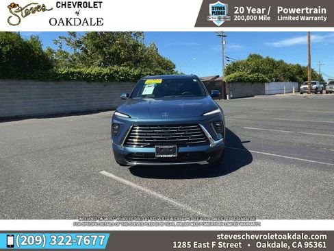 Certified 2025 Buick Enclave Preferred FWD image 4
