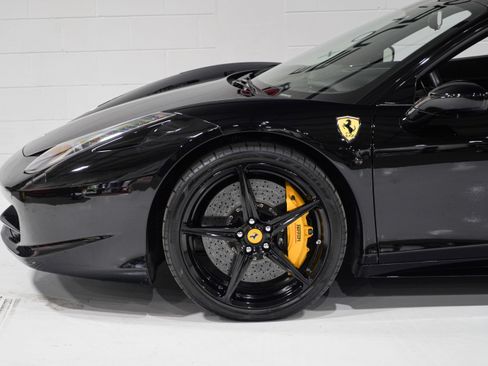 Used 2011 Ferrari 458 Italia Coupe RWD image 33