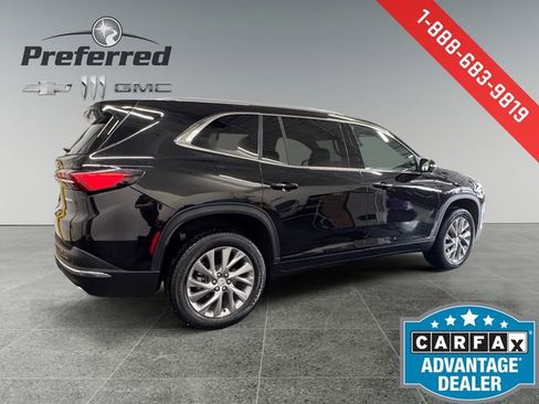 Certified 2025 Buick Enclave Preferred image 18