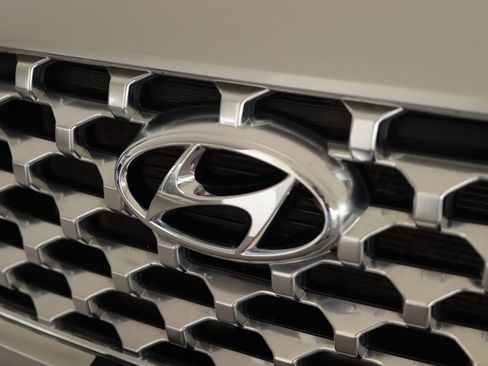 Used 2022 Hyundai Santa Fe SEL w/ Convenience Package image 32