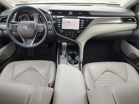 Used 2019 Toyota Camry SE w/ Audio Package image 18