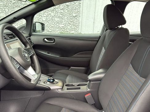Certified 2022 Nissan Leaf S image 15