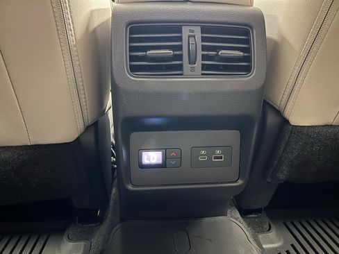 Used 2023 Nissan Rogue SL w/ SL Premium Package FWD image 30