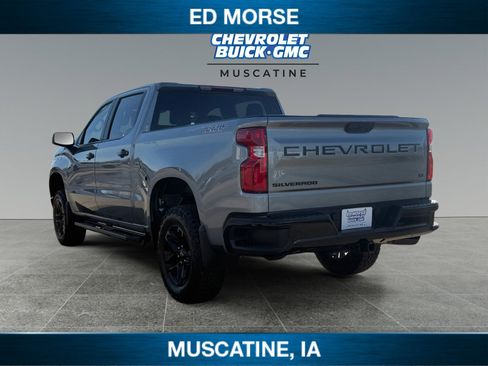 Used 2023 Chevrolet Silverado 1500 LT Trail Boss w/ LPO, Dark Essentials Package image 3