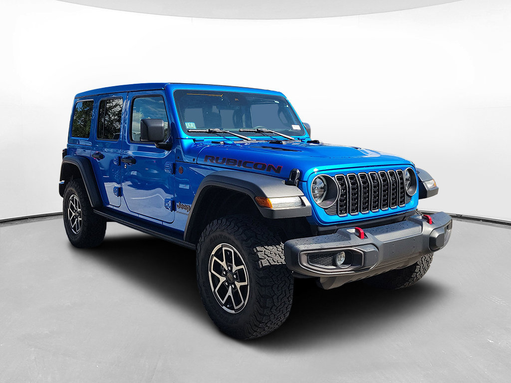 Used 2025 Jeep Wrangler Unlimited Rubicon w/ Safety Group AWD/4WD image 3