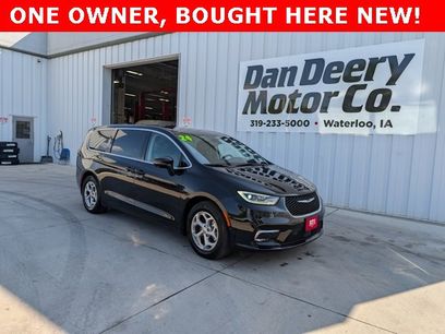 Used 2024 Chrysler Pacifica Limited