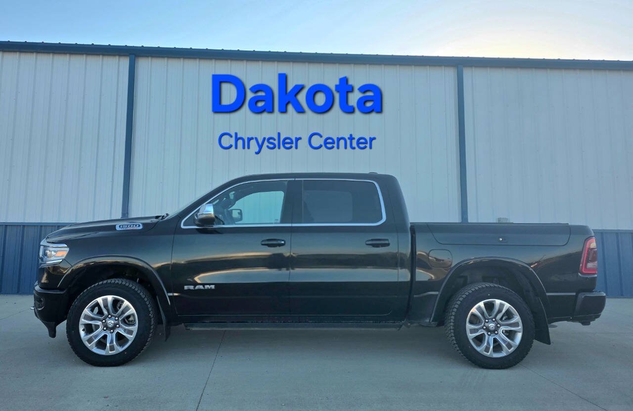 Used 2023 RAM 1500 Limited AWD/4WD image 1