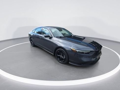 Used 2025 Honda Accord SE image 2