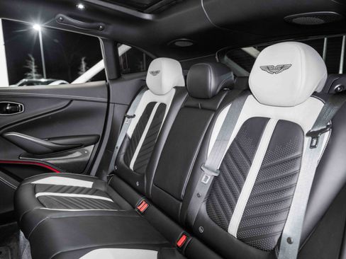 Used 2024 Aston Martin DBX 707 image 16