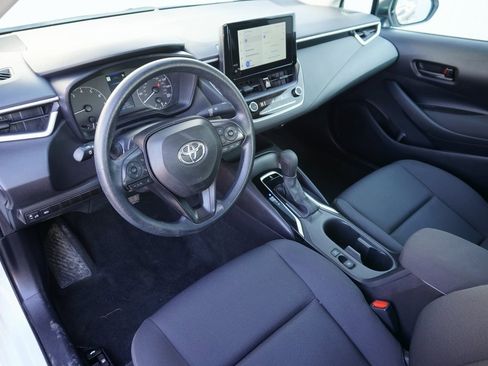 Used 2024 Toyota Corolla LE image 12