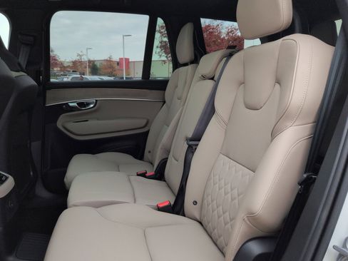 New 2026 Volvo XC90 T8 Plus w/ Protection Package Premier image 25