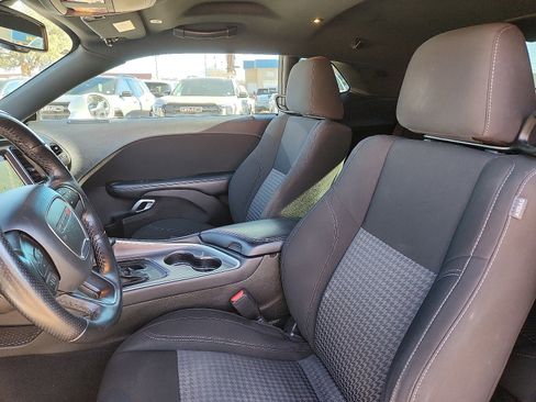 Used 2022 Dodge Challenger SXT w/ Blacktop Package image 11