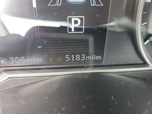 Used 2025 Nissan Versa SR w/ Trunk Package FWD image 29