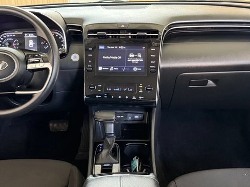 Certified 2024 Hyundai Tucson SEL AWD/4WD image 3