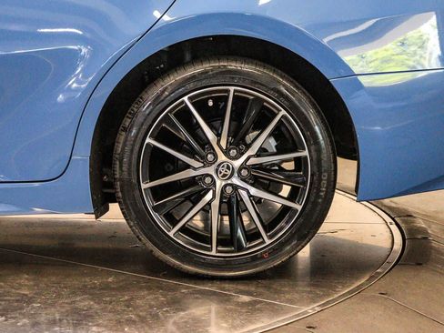 Used 2024 Toyota Camry SE FWD image 10