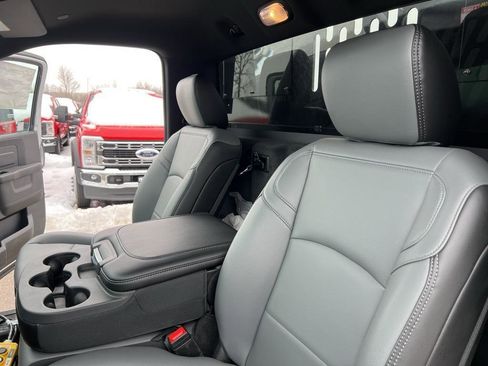 New 2023 RAM 5500 Tradesman w/ Max Tow Package image 31