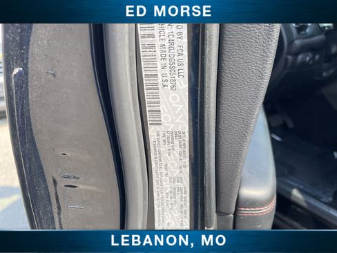 Used 2025 Dodge Durango GT AWD/4WD image 32
