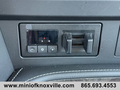 Used 2022 Nissan Armada Platinum w/ Captain's Chairs Package AWD/4WD image 40
