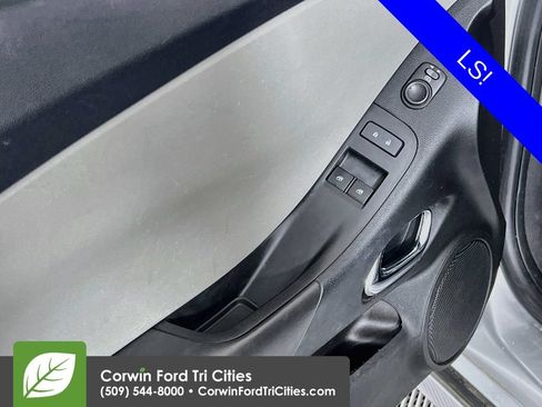 Used 2014 Chevrolet Camaro LS RWD image 12