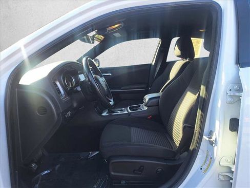 Used 2023 Dodge Charger SXT image 9