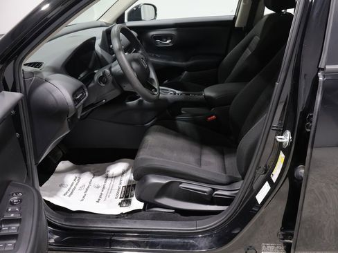 Used 2023 Honda HR-V LX image 10