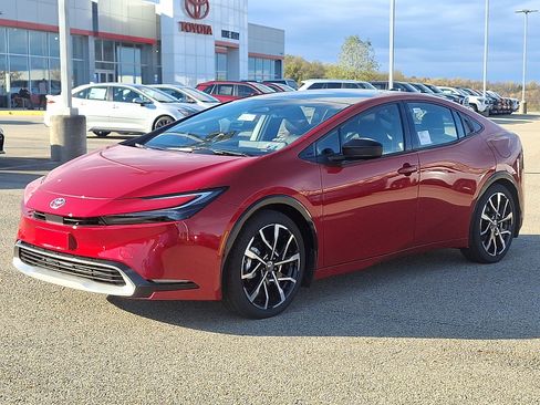 New 2026 Toyota Prius Plug-In Hybrid image 3