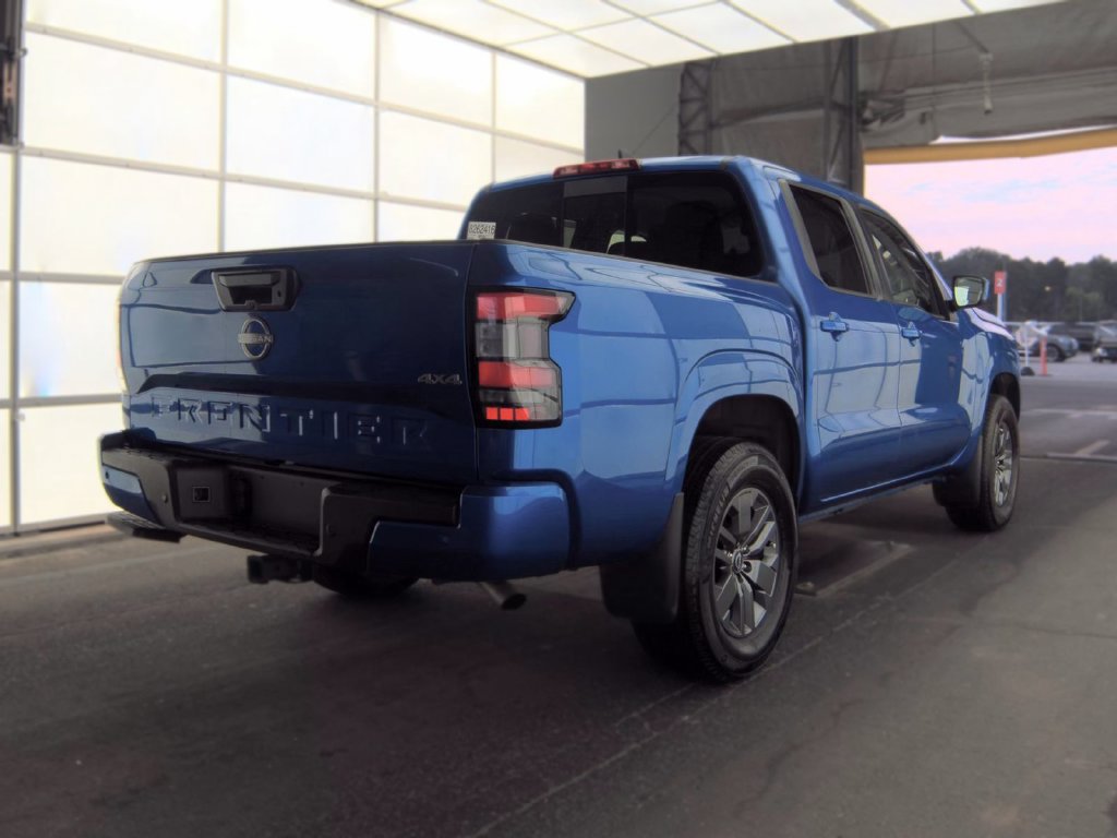 Used 2026 Nissan Frontier SV w/ Tow Package AWD/4WD image 3