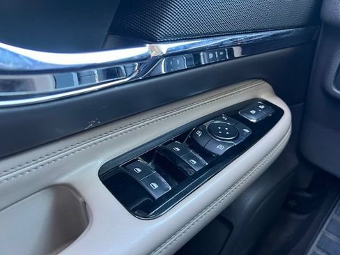 Used 2020 Lincoln Corsair Reserve w/ Equipment Group 201A FWD image 20