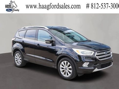 Used 2017 Ford Escape Titanium FWD image 1