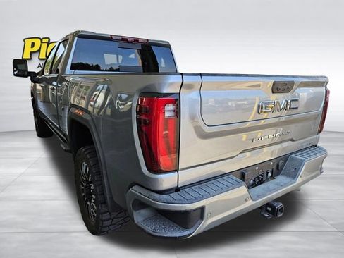 Used 2025 GMC Sierra 2500 Denali Ultimate w/ Max Trailering Package AWD/4WD image 3