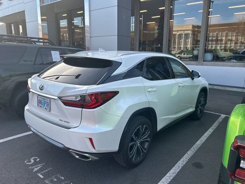 Used 2017 Lexus RX 350 AWD image 4