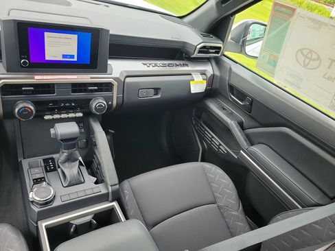 New 2026 Toyota Tacoma SR5 AWD/4WD image 28