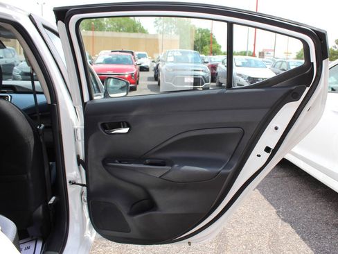 Used 2025 Nissan Versa SV w/ Trunk Package FWD image 12