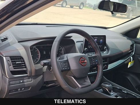 New 2026 Nissan Rogue SV AWD/4WD image 13