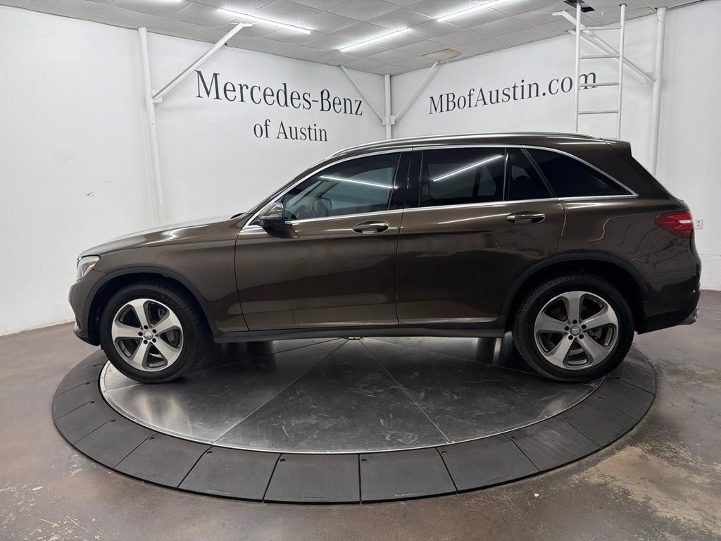 Certified 2017 Mercedes-Benz GLC 300 image 4