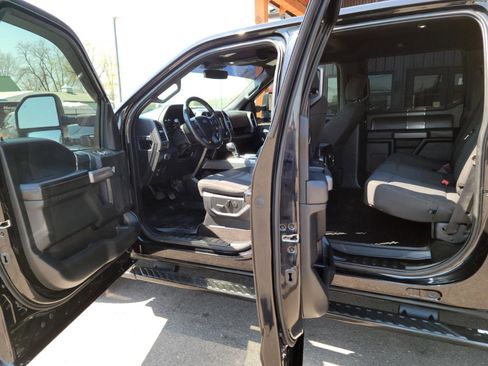 Used 2019 Ford F150 XLT w/ Equipment Group 302A Luxury image 7
