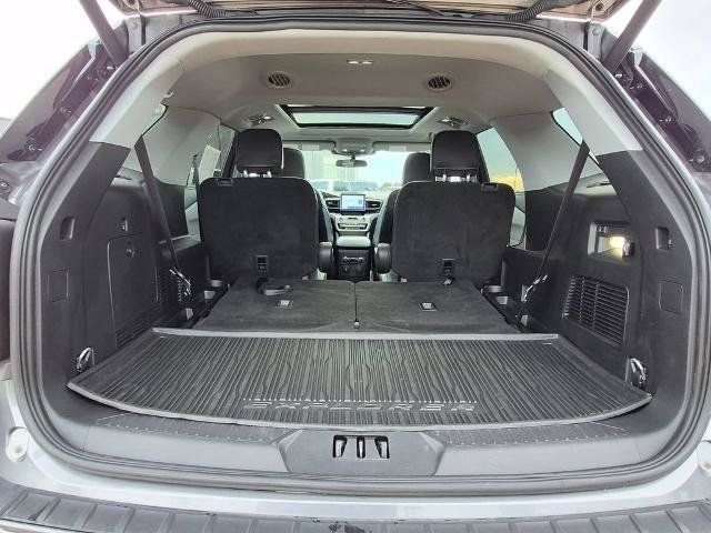 Certified 2024 Ford Explorer XLT w/ Equipment Group 202A AWD/4WD image 25