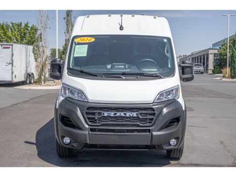Used 2024 RAM ProMaster 3500 w/ Convenience Group FWD image 8