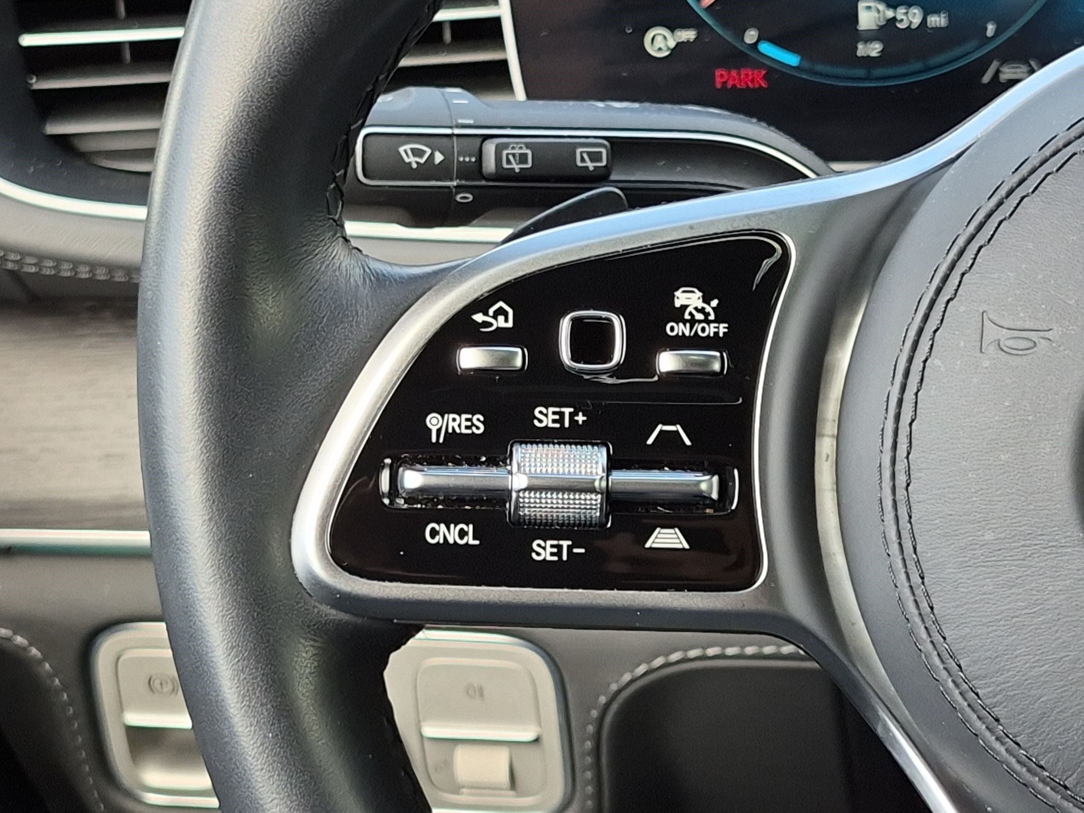 Used 2020 Mercedes-Benz GLS 580 4MATIC image 14