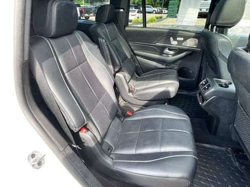 Used 2022 Mercedes-Benz GLS 450 4MATIC image 13