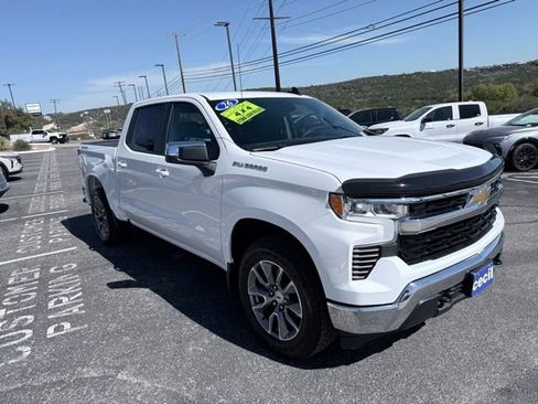 Certified 2026 Chevrolet Silverado 1500 LT AWD/4WD image 12