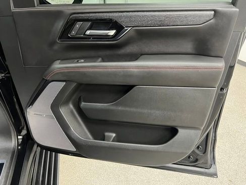 Used 2025 GMC Yukon AT4 Ultimate w/ LPO, Floor Liner Package AWD/4WD image 58