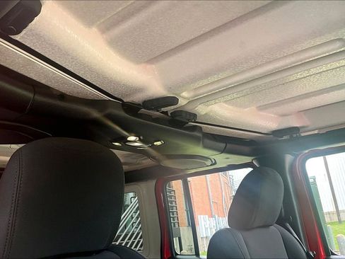 Used 2019 Jeep Wrangler Unlimited Sport S AWD/4WD image 24