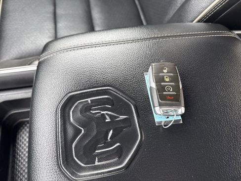 Used 2024 RAM 1500 Laramie image 23