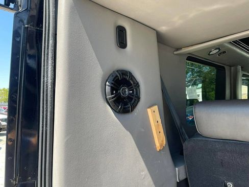 Used 2018 Ford Transit 250 148 Medium Roof RWD image 15