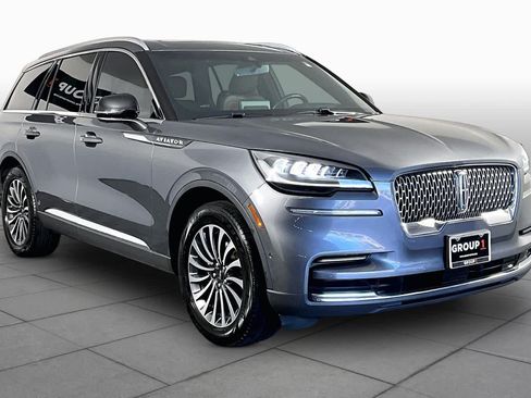 Used 2022 Lincoln Aviator Reserve w/ Equipment Group 201A AWD/4WD image 3