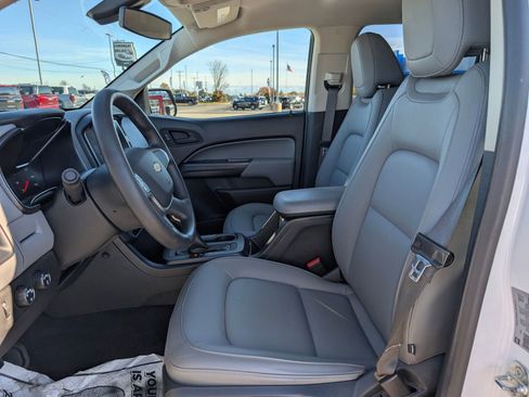 Used 2022 Chevrolet Colorado W/T w/ WT Convenience Package image 9